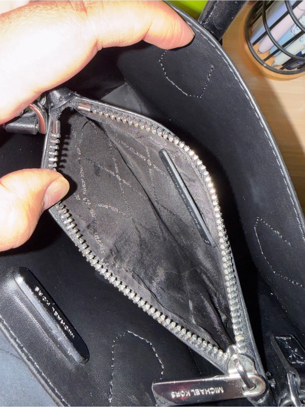 Michael Kors Mercer Medium Crossbody Bag - Picture 3 of 3